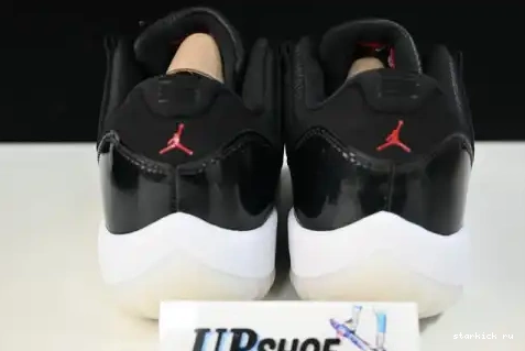 001 AV2187-001 AIR BLACK-WHITE LOW RETRO JORDAN 11 AV2187 0627